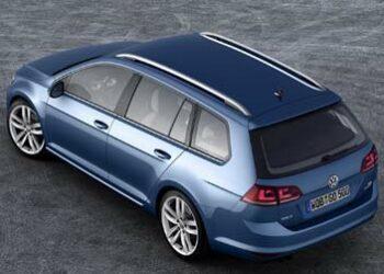 Volkswagen Golf Variant debutta a Ginevra, le foto sfuggite sul web