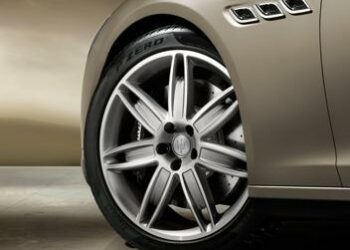 Pirelli in ventrina al salone di Ginevra