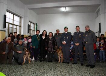 A scuola con la Guardia di Finanza