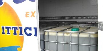 Contrabbando carburante, maxi sequestro a Corigliano