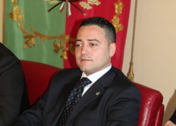 In fiamme auto dell’assessore provinciale Gianluca Bruno