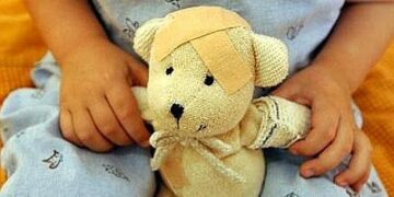 Violenza sessuale aggravata su 11enne