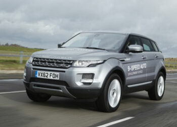 Evoque: porta al debutto il cambio a 9 marce