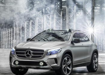 Mercedes Gla, il suv compatto che sfida la Evoque