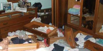 Ladri in azione in piena mattinata e i due case contemporaneamente