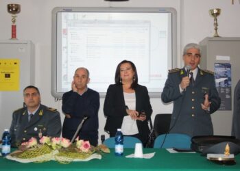 Progetto legalita’, studenti del Gangale incontrano la Guardia di Finanza