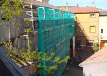 Vecchio municipio Mandatoriccio trasformato in centro sociale