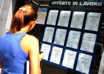 Dramma giovani e Sud, Istat: disoccupazione oltre il 50%