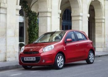 Renault costruirà le Nissan Micra in Francia per sostenere l’occupazione