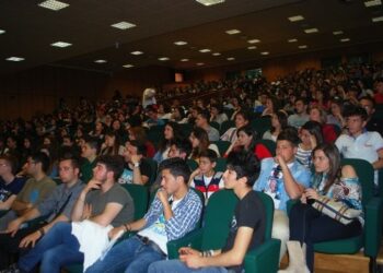 Oltre 1000 studenti alla prima giornata di Lezioni di Campus Live