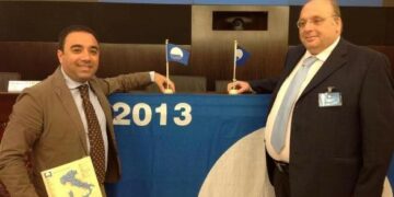 Il comune di Ciro’ Marina ritira la Bandiera Blu 2013