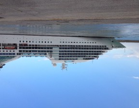 Seabourn Quest nel porto di Crotone