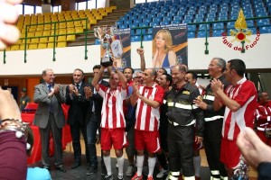 Sport e solidarieta' al Palamilone di Crotone (1)