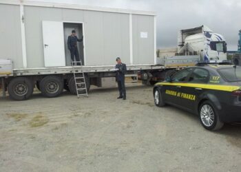 Truffa un’impresa a Lamezia Terme, arrestato autotrasportatore