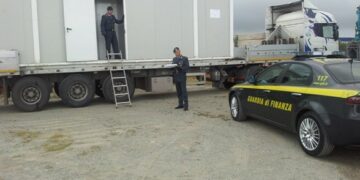 Truffa un’impresa a Lamezia Terme, arrestato autotrasportatore