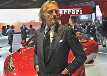 Ferrari assume 250 dipendenti in Italia e limita la produzione per mantenere il valore del marchio