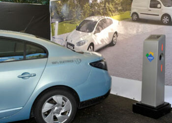 Flop dell’elettrico in Germania ma la Merkel conferma target "improbabili"