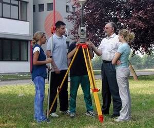 Selezioni pubbliche, per diplomati geometri