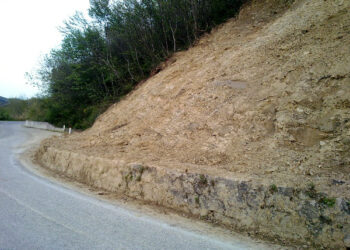 Lavori di pulizie straordinarie dell’Anas sulla provinciale Ciro’-Umbriatico