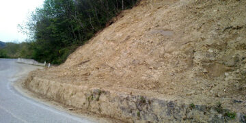 Lavori di pulizie straordinarie dell’Anas sulla provinciale Ciro’-Umbriatico