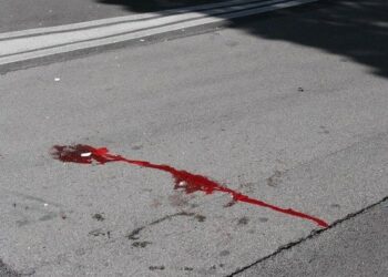 Investe pedone e fugge, arrestato bracciante agricolo