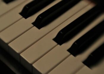 ‘Aspettando l’Aurora’, domani concerto del duo Vella-Sarcevic