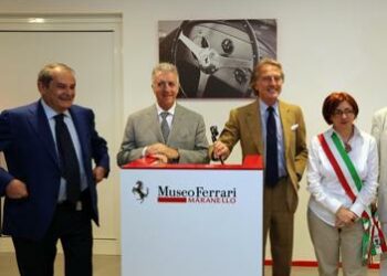 Montezemolo inaugura il nuovo Museo Ferrari