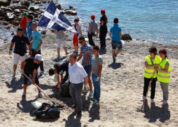 Giornata ecologica a Torre Melissa, spiaggia e fondali piu’ puliti