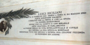 Ritorna al suo posto la tomba del poeta Siciliani