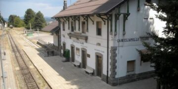 Ripristinare stazione e treno a vapore a Camigliatello