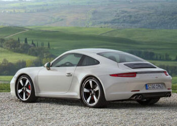 Porsche, una serie speciale per i 50 anni della 911