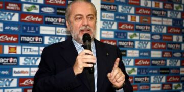 Napoli, parla De Laurentis: ”Cavani nel mirino del Chelsea”