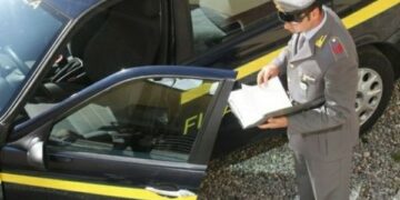 Scoperta maxi frode fiscale di 500 mln di euro, 5 arresti in Calabria e Toscana