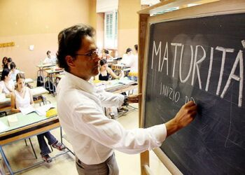 Maturita’, Vallone ai giovani: non abbiate paura del futuro