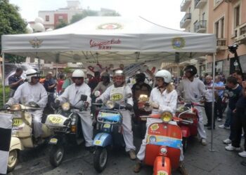 Ritorna a Crotone il ‘Giro vespistico dei tre mari’