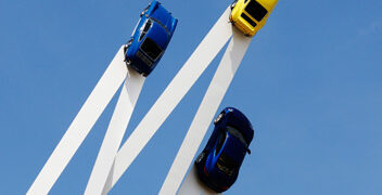 Viaggio a Goodwood tra auto da sogno e macchine volanti