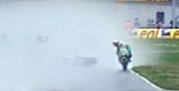 Supersport: morto il pilota Andrea Antonelli, investito da Zanetti