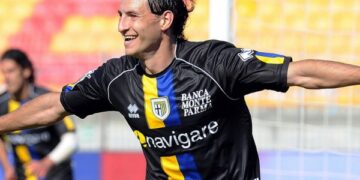 Parma, l’agente di Paletta tuona: ”Sogna il Milan”