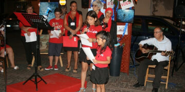 Gruppo LaAv di Ciro’ Marina in piazza Pescheria