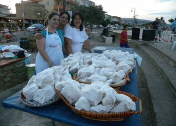 Successo a Strongoli per la sagra della Porchetta e delle Crespelle