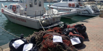 Sequestrati attrezzi da pesca illegali nell’Area Marina di ‘Capo Rizzuto’