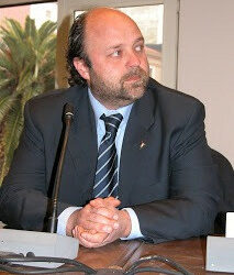 Dipendenti della Provincia di Crotone ricevono gli stipendi