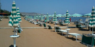 Crotone, turisti cercasi per stagione estiva