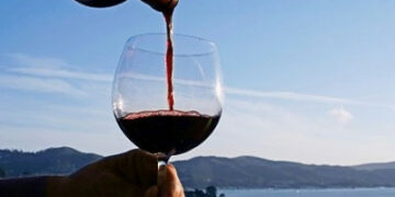 Vino calabrese sempre piu’ amato nel mondo, in crescita l’export