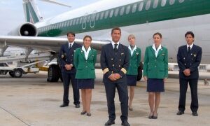 Alitalia assume assistenti di volo, operai ed altro personale