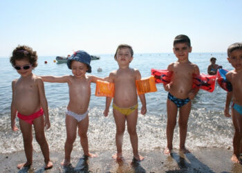 Baby Kinder Beach 2013