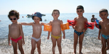 Baby Kinder Beach 2013