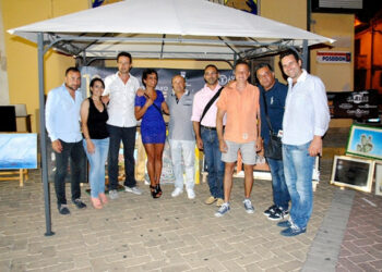 Mostra collettiva dei pittori della provincia a Le Castella