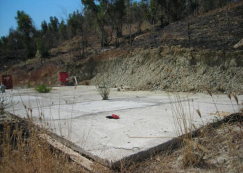 Reati ambientali, denunciate 5 persone nel crotonese