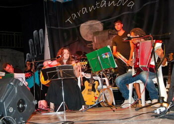 Stasera Taranta Nova in concerto a Ciro’ Marina